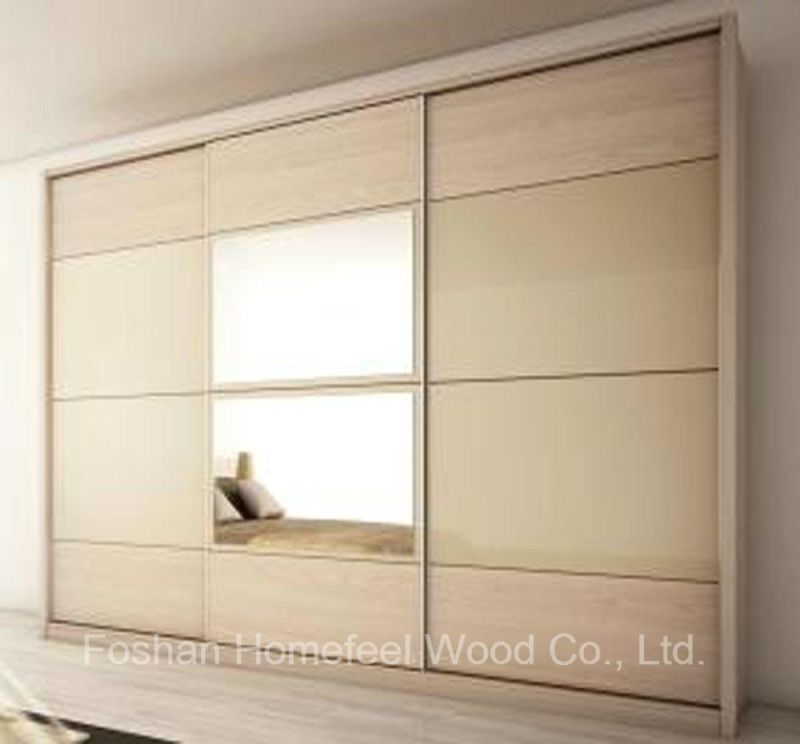 Warm Oak Vanilla 3-Sliding Doors Bedroom Wardrobe Armoire (HF-Y54TXU)