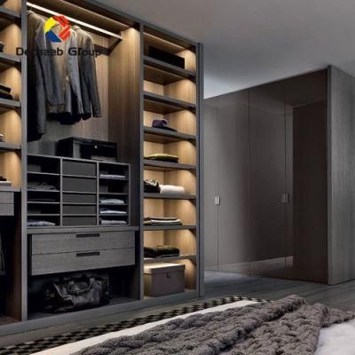 Modern 3 Door Wardrobe Cupboard Walk in Wadrobe for Sale