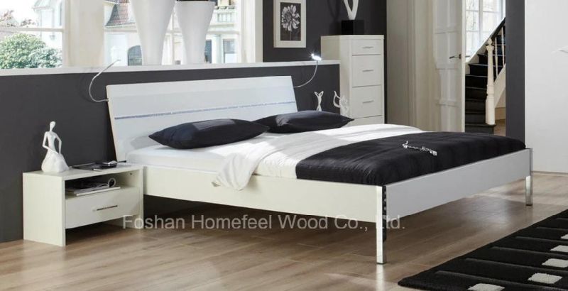 Modern Style Bedroom Furniture Set in White and Mirror (HF-SR016EY)