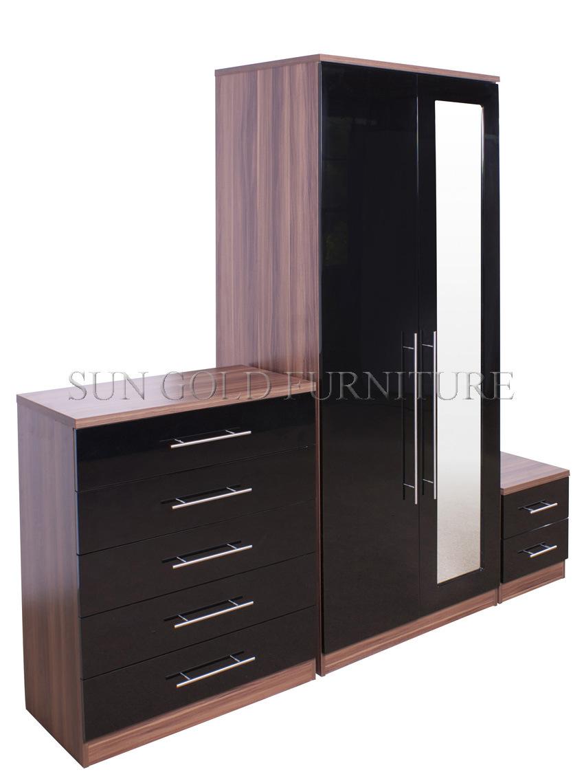 China Simple Style Wooden Wardrobe Bedroom Sets (SZ-WD028)