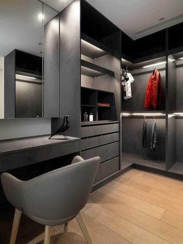 Modern Design Wood Grain Walk in Wardrobe