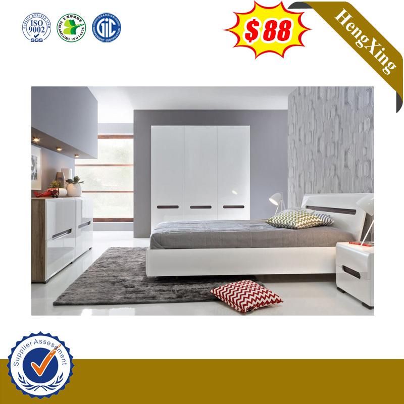 Nordic Minimalist High Box Storage Bedroom Furniture Set Hotel King Beds
