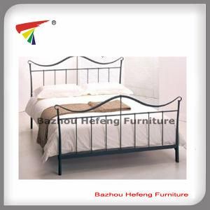 Popular Metal Double Bed Queen Size Bed (HF067)