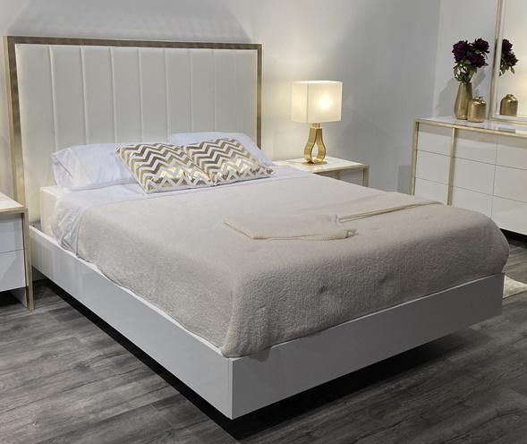 Nova Golden Side White Glossy Lacquer Bedroom Bed with Metal Support Rod