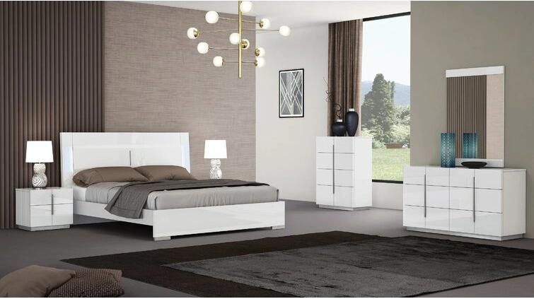 Nova Premium Bedroom Furniture Table 21.50"W Nightstands with Chrome Handle