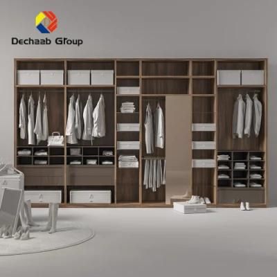 Wooden Moldern Bedroom Walk in Furniture Wardrobe Closet Simple