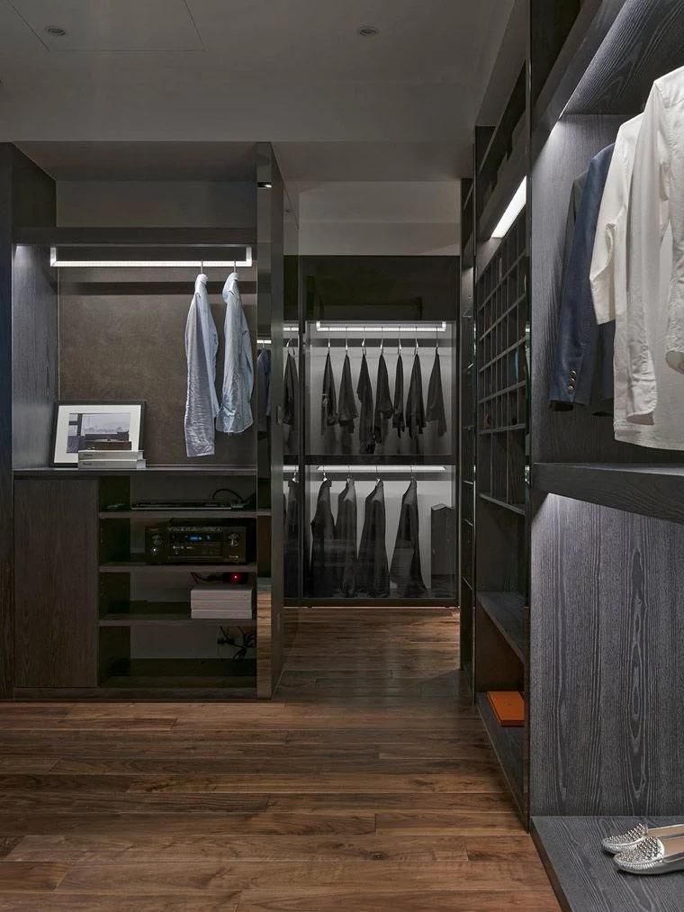 Modern Design Wood Grain Walk in Wardrobe