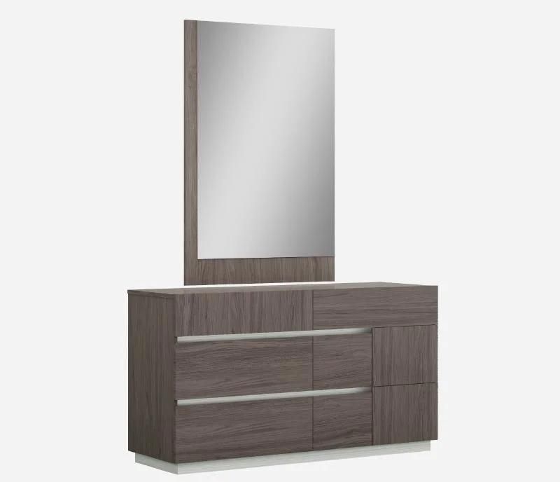 Nova 6 Smooth-Operating Drawers High-Gloss Lacquer Finish Dresser/Mirror