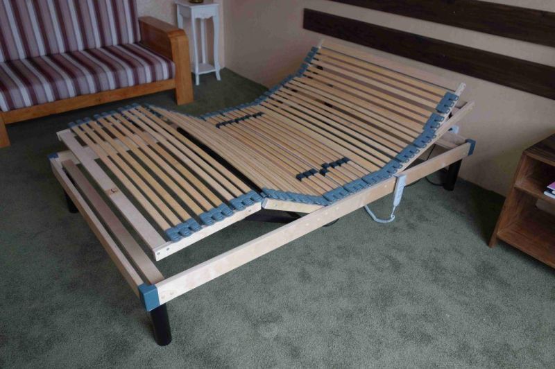Factory Price Multi-Function Electric Adjustable Frame Electric Bed Solid Bed