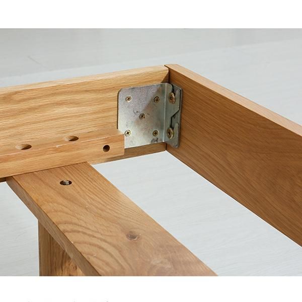 Eco-Friendly Solid Wood Double Bed Bedroom Bed Socket Bed