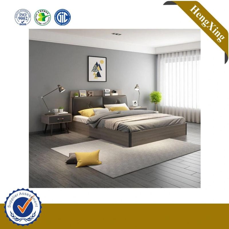 Luxury Royal Design Solid Wood E1 Board Bedroom Furniture Set