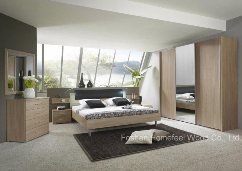Modern Design Wooden Bedroom Set (HF-EY090423)