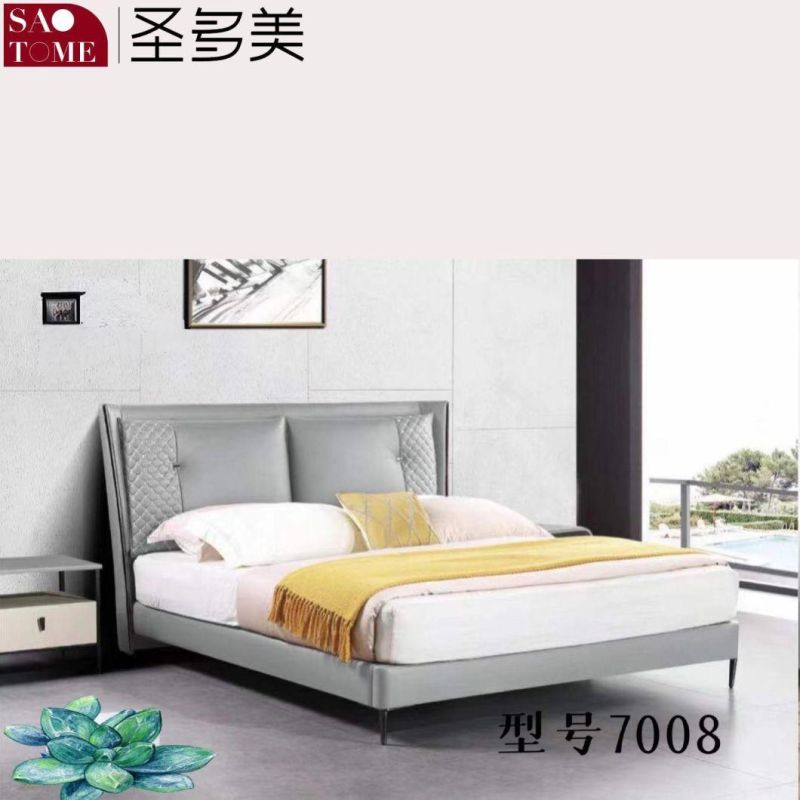 Hotel Bedroom Furniture Kaki Color Leather Solid Wood Frame Double Bed