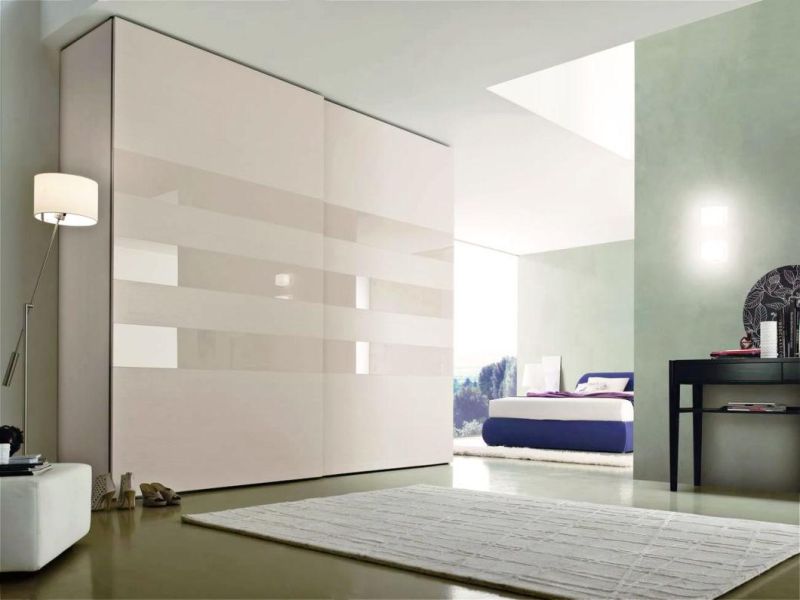 Manufacturer Custom Free Standing Swinging Door Closet Wardrobe Cabinet Design