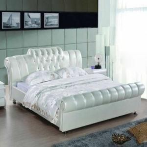 Luxury Living Room Furniture Leahter Soft Bed (B68)