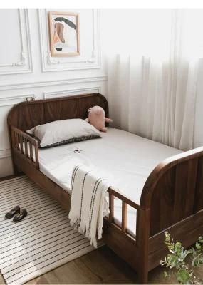 Nordic Japanese Style Bedroom Small Apartment with Guardrail Children&prime; S Bed