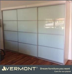 Modern Bedroom Sliding Door Wardrobe (VT-WRB019)