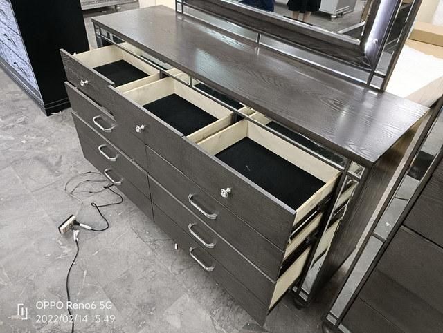 Oak Veneer LED Light Bedroom Sets