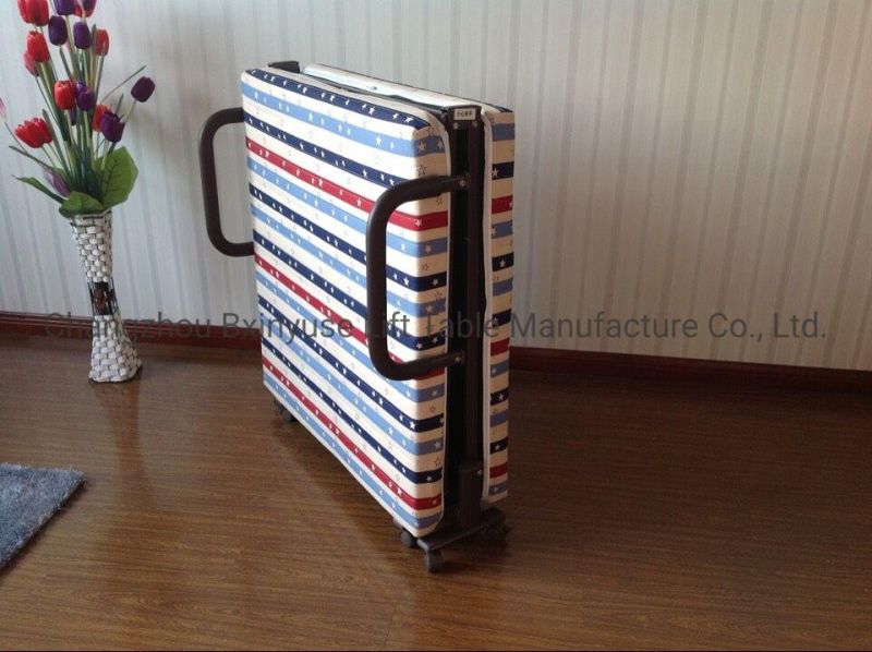 Home Furniture Folding Metal Bed with 7cm Mattress