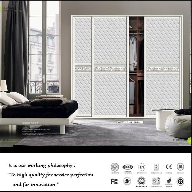 Modern Built-in Sliding Shutter Doors Wardrobe