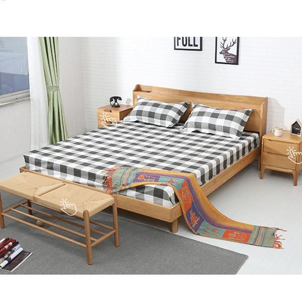 Eco-Friendly Solid Wood Double Bed Bedroom Bed Socket Bed