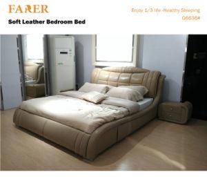 Soft Bed in Leather with Upholstered Padding on Headboard