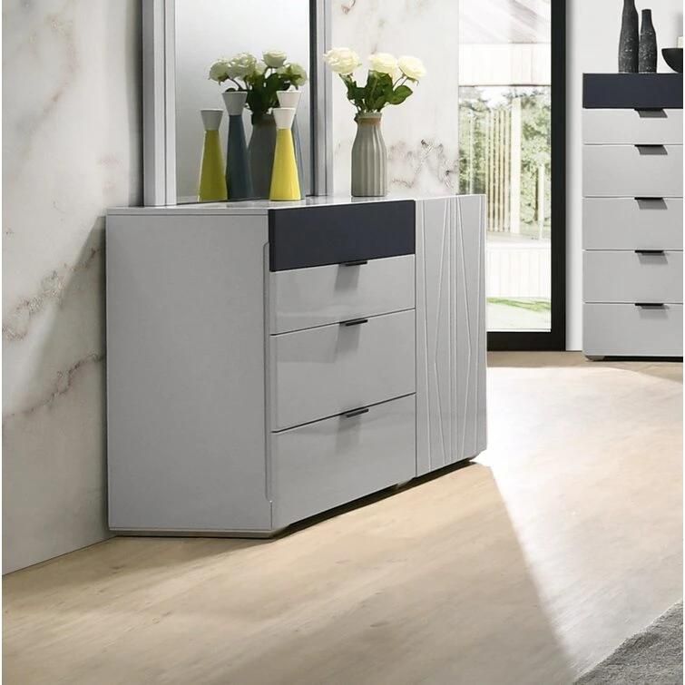 Nova 3 Drawer 53′′ W Dresser with Mirror