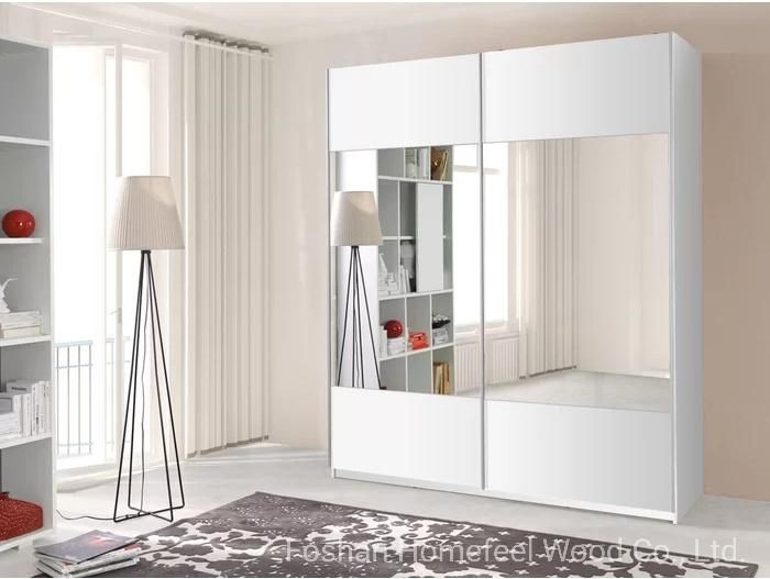 Custom Made Flat Pack MDF Wooden Home Furniture Bedroom Sliding Door Wardrobe (HF-WB79)