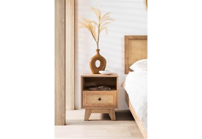 Fashionable Wooden Bedside Table Nightstand