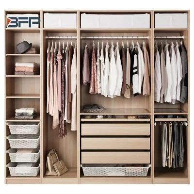 Small Size Bedroom Walk in Wardrobe