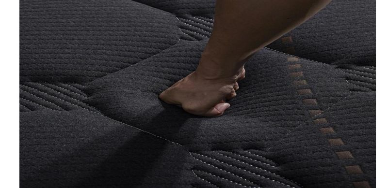 Wholesale China Bed Mattress in King Size with Roll up Packing