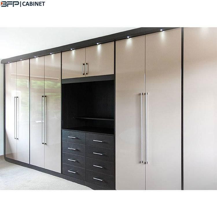 MDF Lacquer Customized Bedroom Furniture Wardrobe